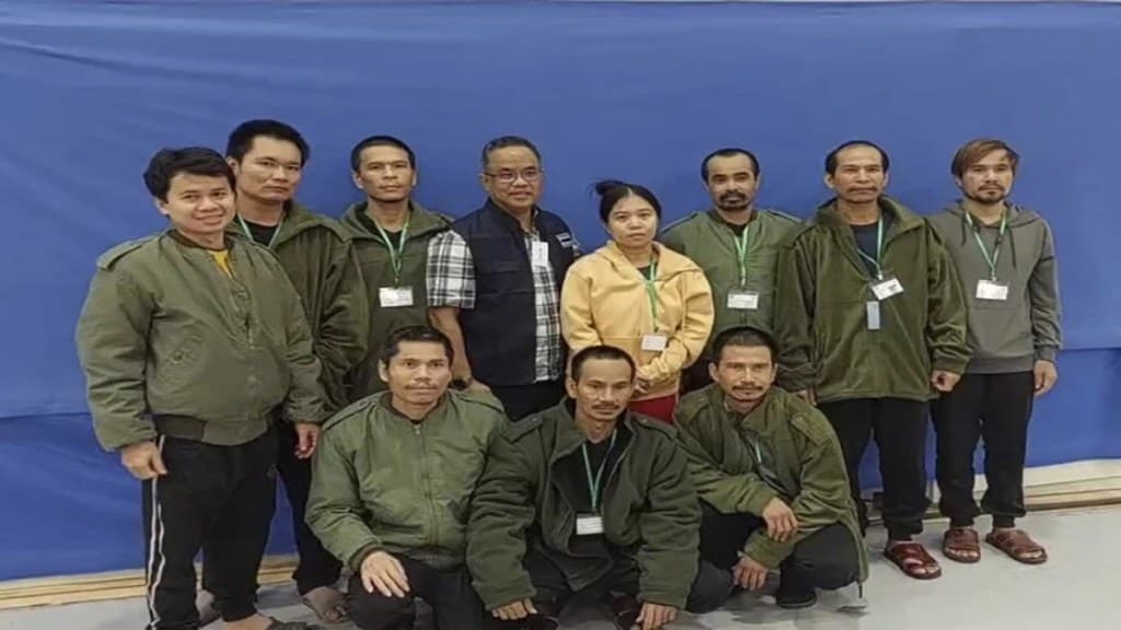 Second batch, hostages, Hamas, releases Israeli, Thai,