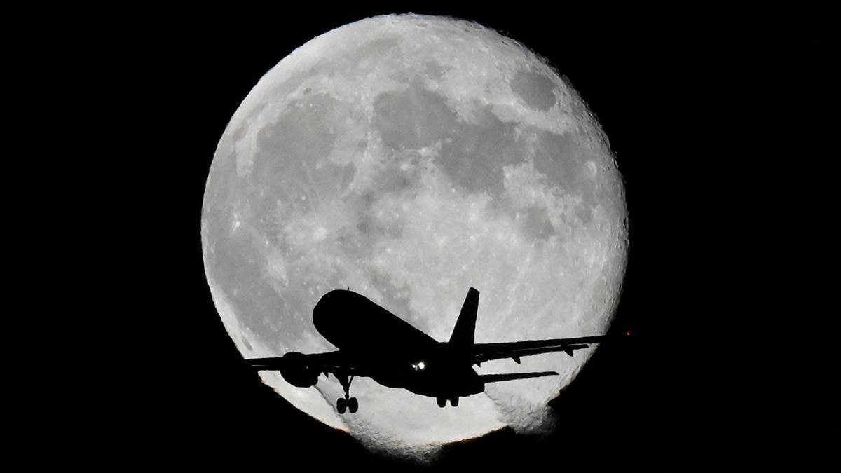 indian airlines, icra, air passenger traffic, air travel, airport infrastructure, infrastructure, airport, indian airline industry, aviation