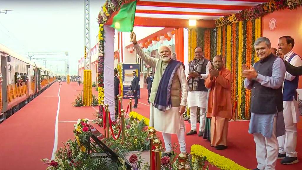 modi in ayodhya, modi ayodhya visit, ayodhya, ram mandir, ayodhya ram mandir, ayodhya airport, ayodhya railway station, vande bharat, amrit bharat trains, indian railways