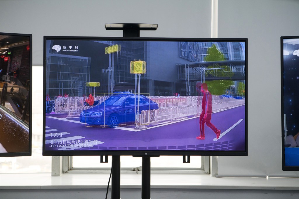 Electric Car Companies From China Are Flocking to Hong Kong