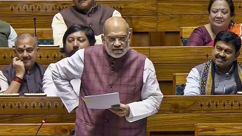 Lok Sabha: Amit Shah blames Nehru for PoK 'blunder', Opposition walks out | WATCH Video Lok Sabha: Amit Shah blames Nehru for PoK 'blunder', Opposition walks out | WATCH Video