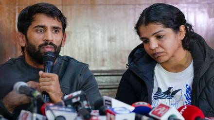 Bajrang Punia returns Padma Shri