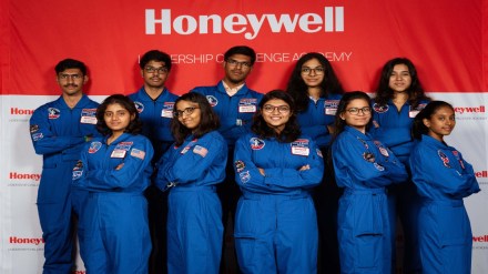 Honeywell foundation. STEM courses, US Space & Rocket Center, USSRC, Alabama, Computer science, coding, Honeywell foundation. STEM courses, US Space & Rocket Center, USSRC, Alabama, Computer science, coding,