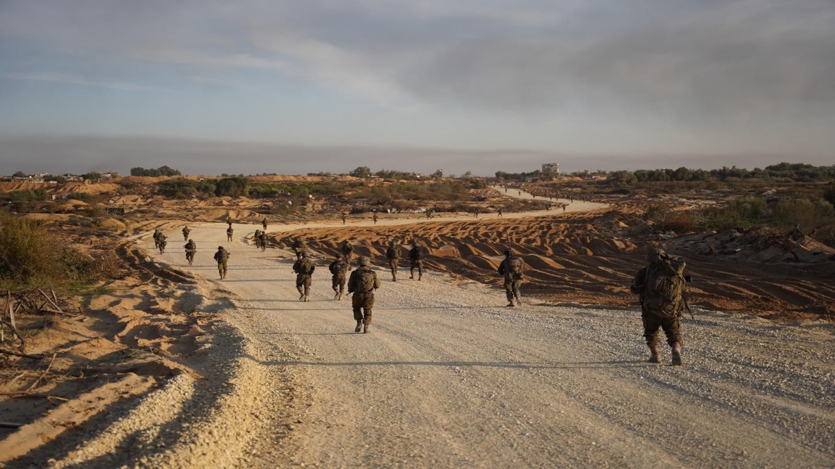 Israel-Hamas war: 7 Israeli soldiers die in ambush in Gaza City ...