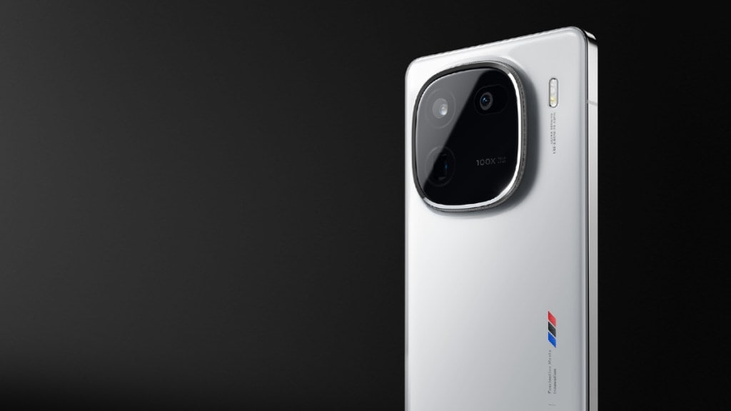 New iQOO 12 India launch today