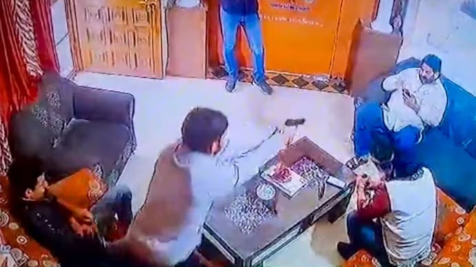 Woman linked to Karni Sena chief's murder arrested from Jaipur Woman linked to Karni Sena chief's murder arrested from Jaipur