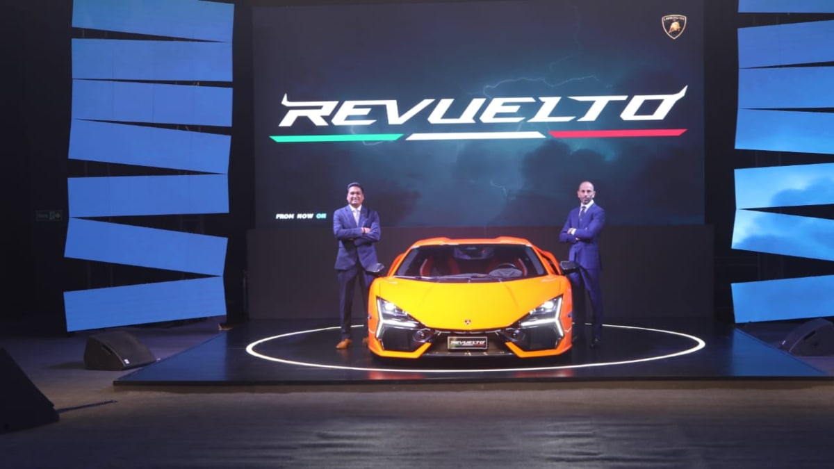 Lamborghini Revuelto