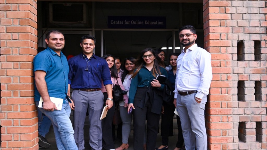 The PGDM-Online programme claims to allow working professionals to balance official commitments with academic pursuits.