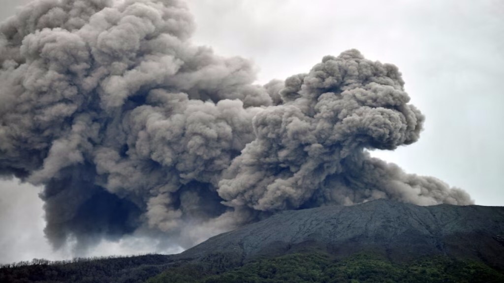 Volcano eruption, Indonesia, volcano eruption, Mount Marapi, Sumatra, World news, rescue operation