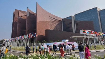 Surat Diamond Bourse, infrastructure, world's largest office building, surat, modi, modi in gujarat, pm modi, diamond, jobs, jobs in india, diamond industry, Surat diamond industry