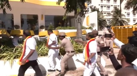 After shops ordered to use '60% Kannada' signages, groups run riot in Bengaluru