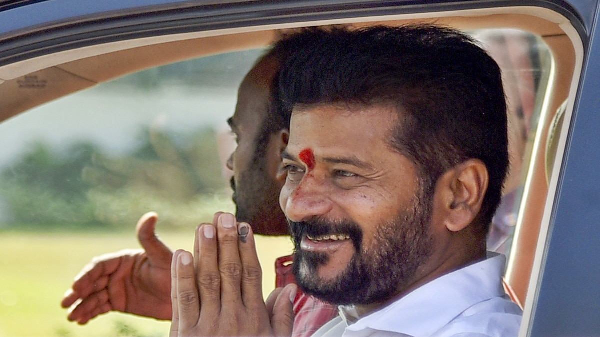 Telangana: CM Revanth Reddy halts KCR's Hyderabad Airport Metro plan, orders cost-efficient alternate alignments