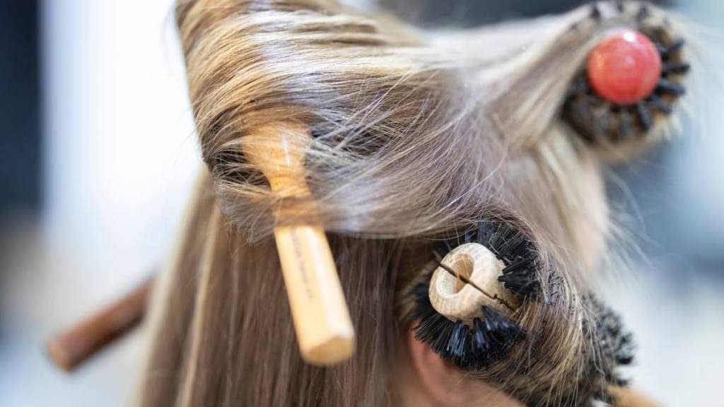 hair care, cosmetic, best hair shampoo, shampoo chemicals, chemicals in shampoo, hair saloon