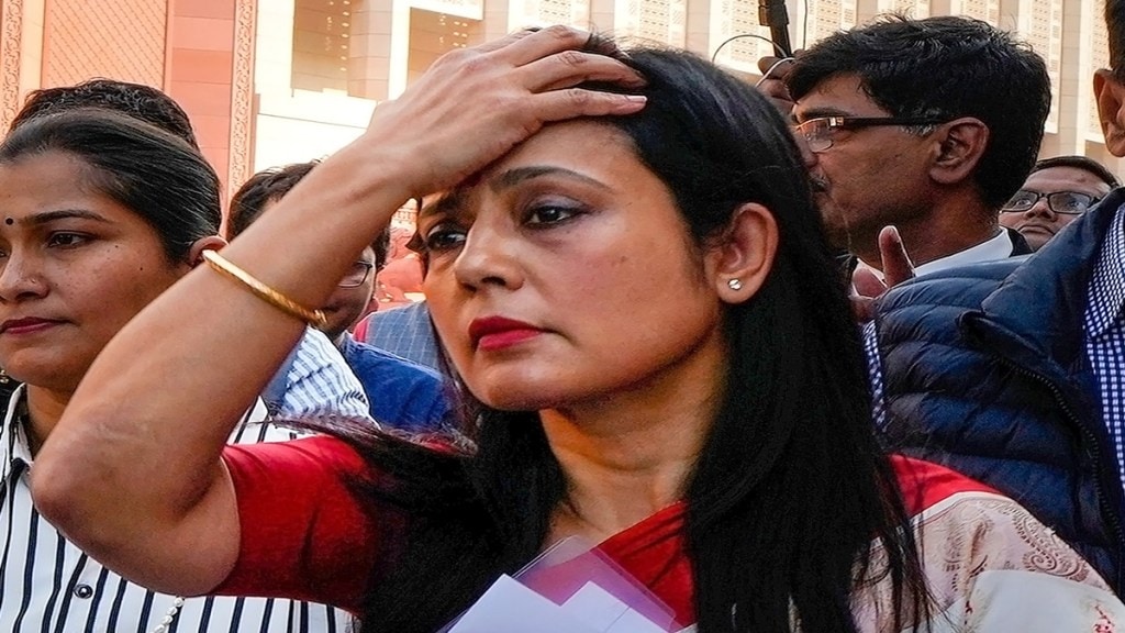 Cash-for-query case: Mahua Moitra asked to vacate official bungalow following Lok Sabha expulsion Cash-for-query case: Mahua Moitra asked to vacate official bungalow following Lok Sabha expulsion