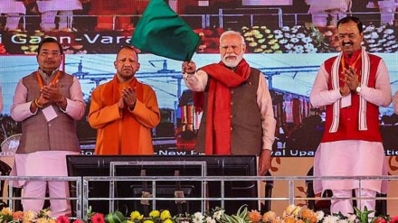 modi in varanasi