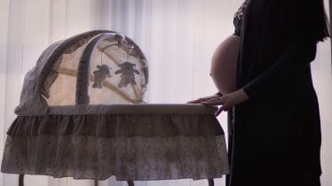 Childbirth, pregnancy, pregnancy complications, women's health, healthcare news,