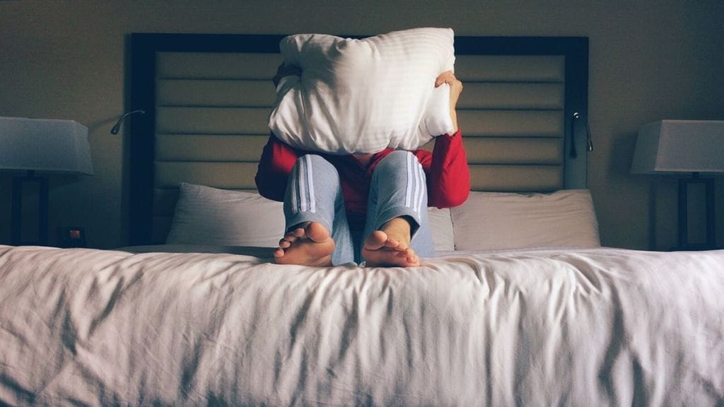 Pillow, pillowcase, pillowcase germs, hygiene, health news, wellness news,