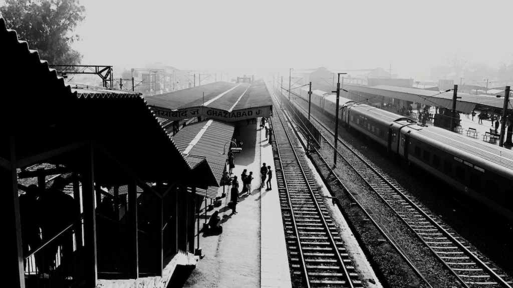 Indian railways, electronic interlocking system, interlocking system, railway track management, ashwini vaishnaw, locomotive manufacturing in India