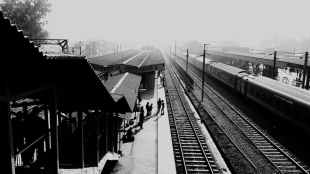 Indian railways, electronic interlocking system, interlocking system, railway track management, ashwini vaishnaw, locomotive manufacturing in India