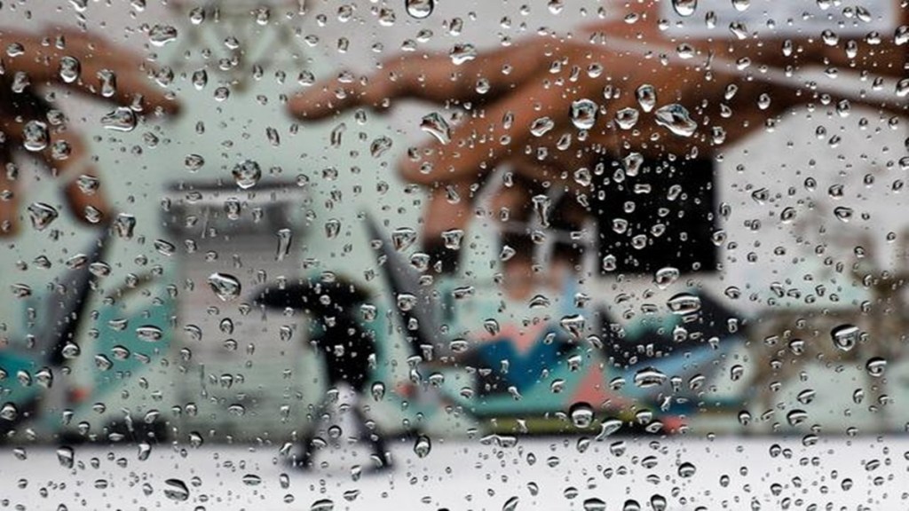 Germany, Munich, Zurich in Switzerland, Freezing rain, suspends flights, latest news, top news, world news,
