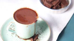 hot chocolate, hot chocolate studies, harvard studies, chocolate for mental health, mental health, hot chocolate for mental health, hot chocolate benefits