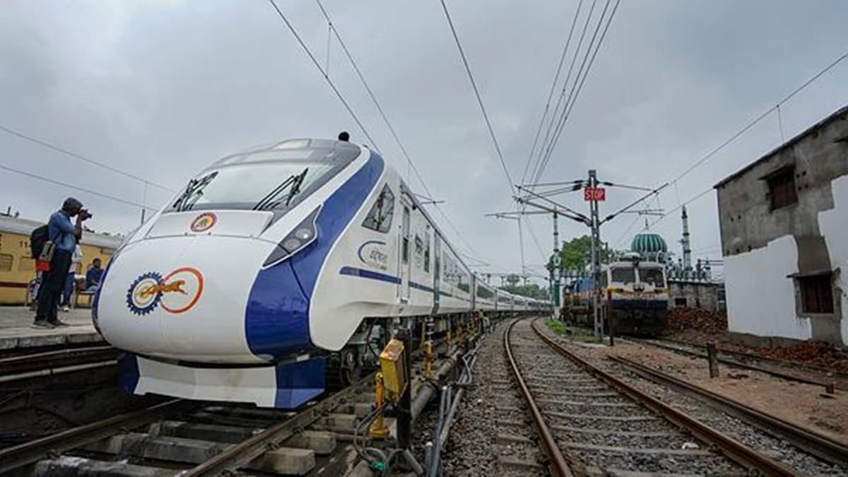 angaluru-Madgaon semi-high-speed Vande Bharat Express