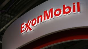 Exxon Sues ESG Investors to Stop Climate Proposals on Ballot