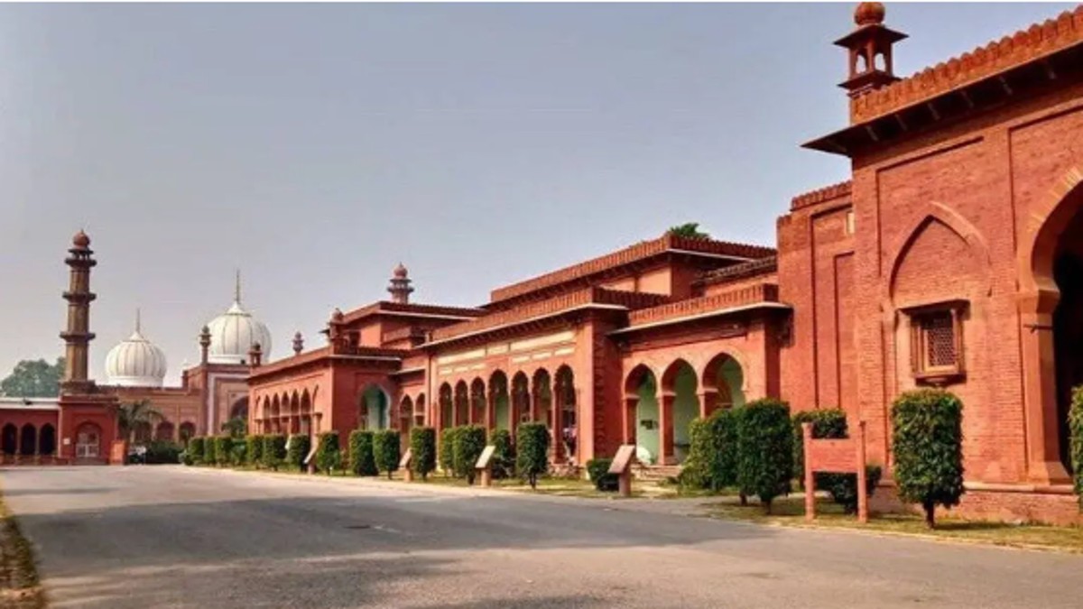 Addressing the highly debated issue of AMU's minority status, the apex court also considered the potential impact on the 2006 Allahabad High Court verdict. Addressing the highly debated issue of AMU's minority status, the apex court also considered the potential impact on the 2006 Allahabad High Court verdict.