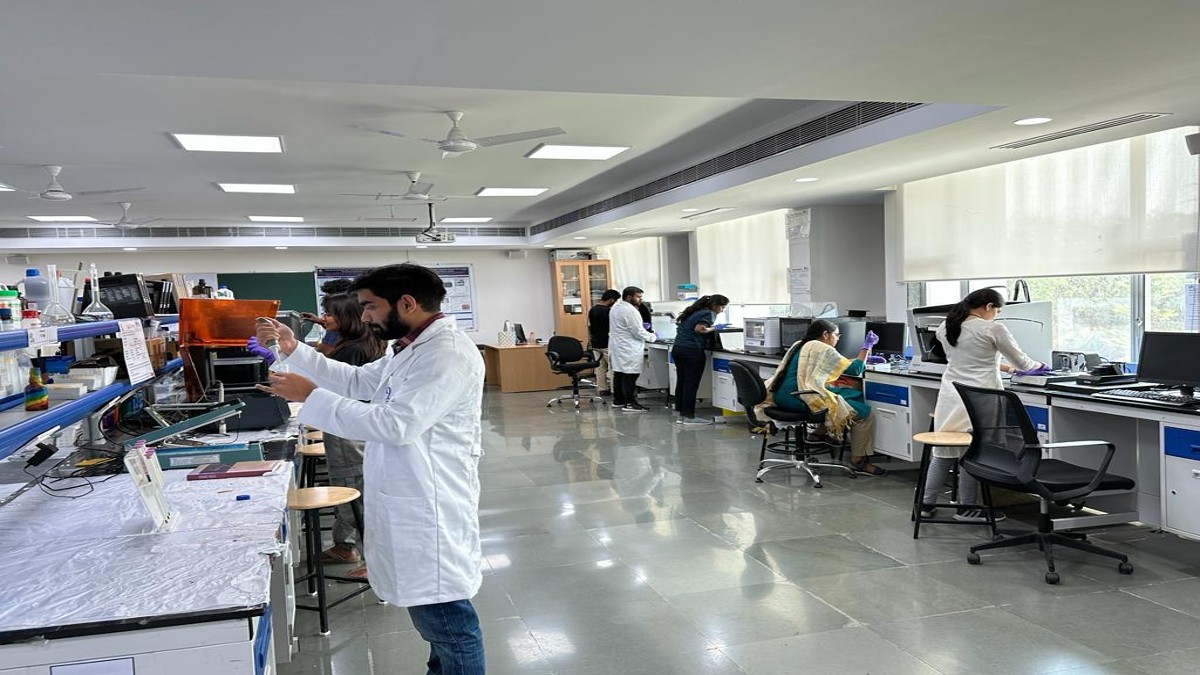 The primary activity of SIRE would be to offer various interdisciplinary PhD programmes, including the PhD DRIVE programme.