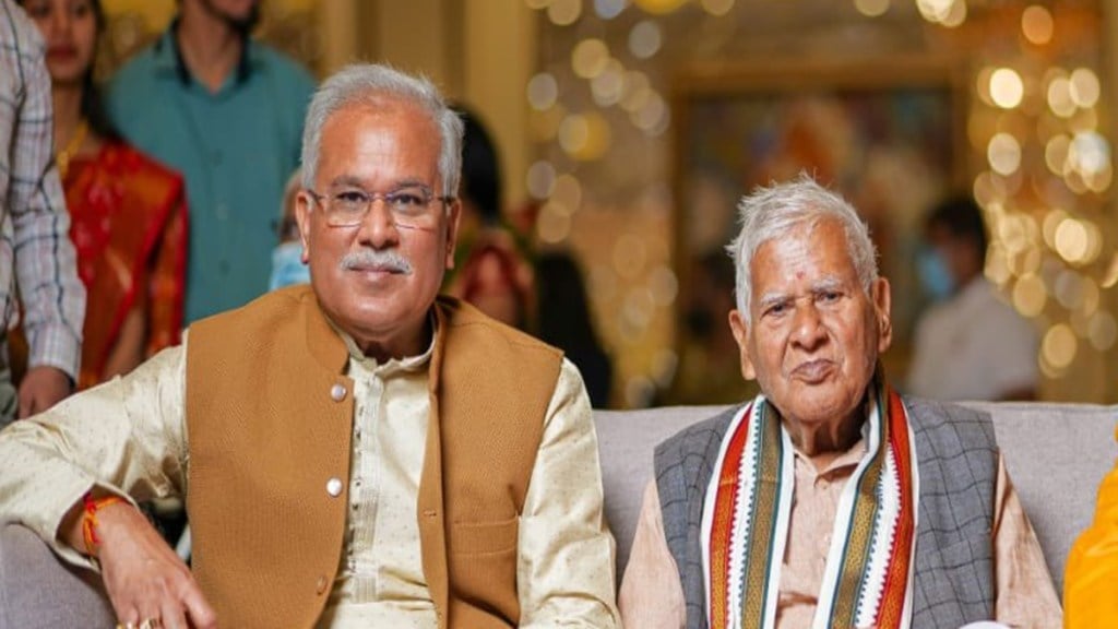 Ex-Chhattisgarh CM Bhupesh Baghel's father passes away