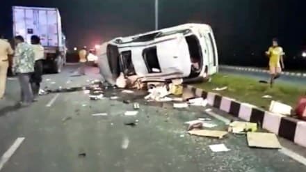 Andhra Pradesh: One dead, 2 including MLC injured as car collides with lorry in Nellore