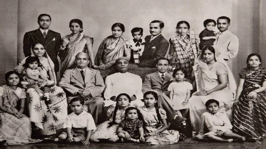 Mohanlal Chauhan, Mohanlal Chauhan net worth, Mohanlal Chauhan family, Mohanlal Chauhan net worth, Mohanlal Chauhan career, Parle G, Parle G price, Parle G net worth, who is Mohanlal Chauhan, Mohanlal Chauhan education, Mohanlal Chauhan family, lifestyle