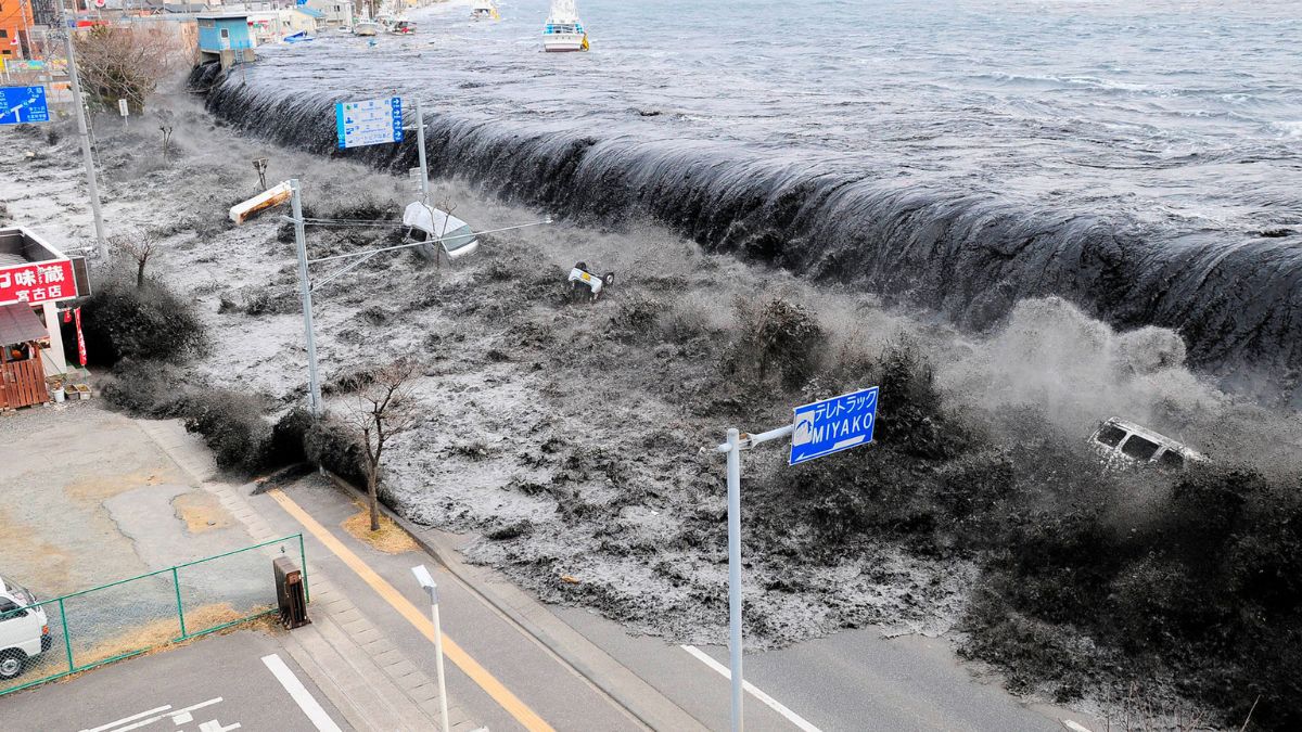 tsunami, earthquake, japan