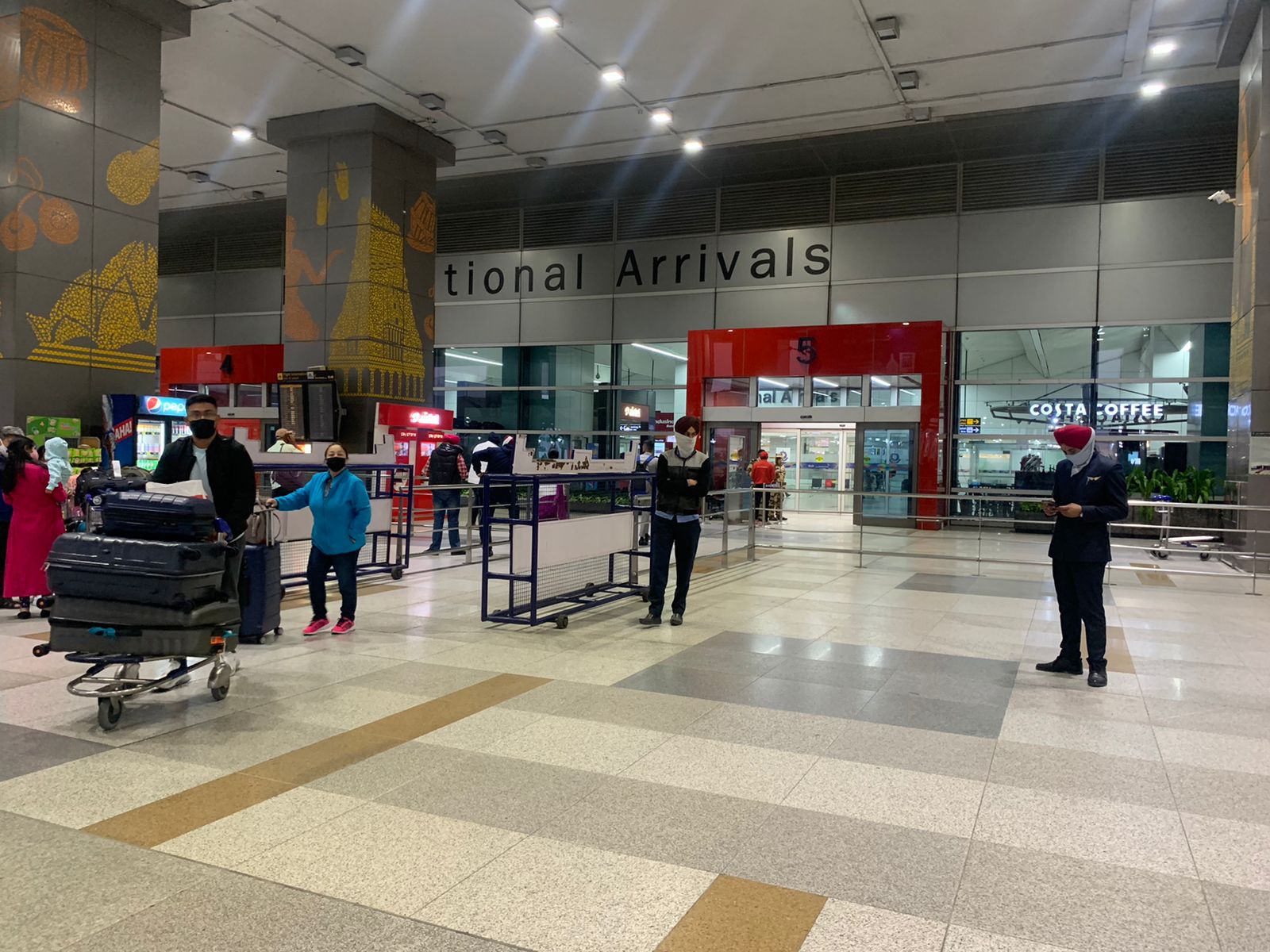 Morning hours in the national capital saw a thick blanket of fog plummeting the temperature to 5.4 degrees (Image/@DelhiAirport)