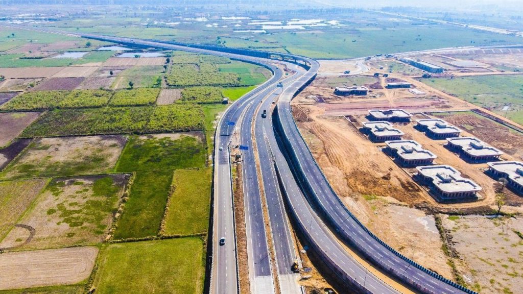 Bharatmala Pariyojana Phase 1 entails a total length of 34,800 km in 31 States & UTs (Image/@nitin_gadkari)