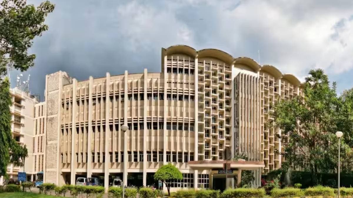 iit bomby, iit, iit bombay placemt, placement in iit, companies in iit bombay placement, 1 crore job offer, iit bombay students package, annual package