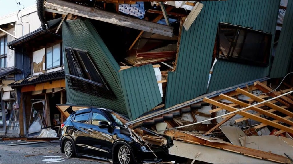 The damage to the infrastructure has cut off the evacuees from food supplies, medicines and communication amidst the harsh cold winter. (image: Reuters)