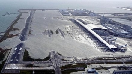 Kansai International Airport,artificial islands,Osaka Bay,Japan,extreme weather conditions,typhoon Jebi,All Nippon Airways,kansai,kansai airports,Japan's Kansai International Airport