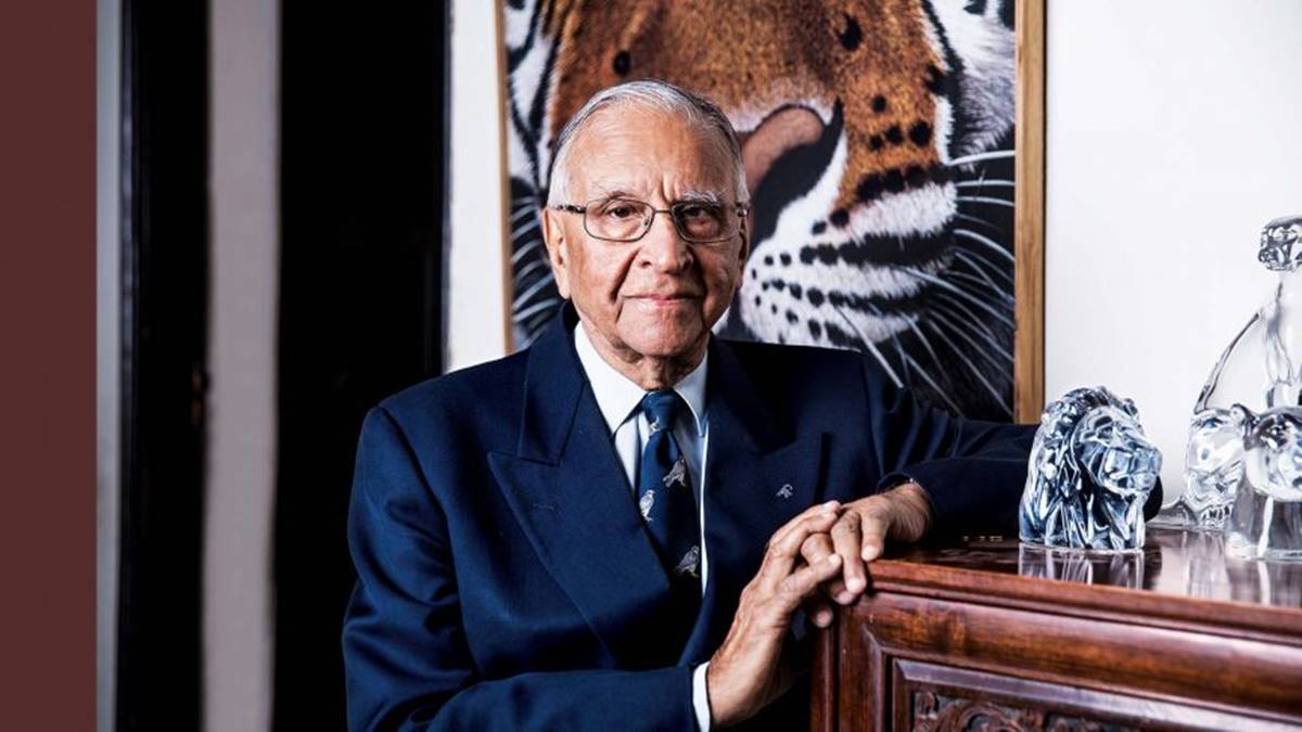 Dr MK Ranjitsinh Jhala, who is Dr MK Ranjitsinh Jhala, Dr MK Ranjitsinh Jhala prince, Dr MK Ranjitsinh Jhala royalty, Dr MK Ranjitsinh Jhala conservation, Dr MK Ranjitsinh Jhala ias officer, Dr MK Ranjitsinh Jhala journey, lifestyle, Dr MK Ranjitsinh Jhala net worth