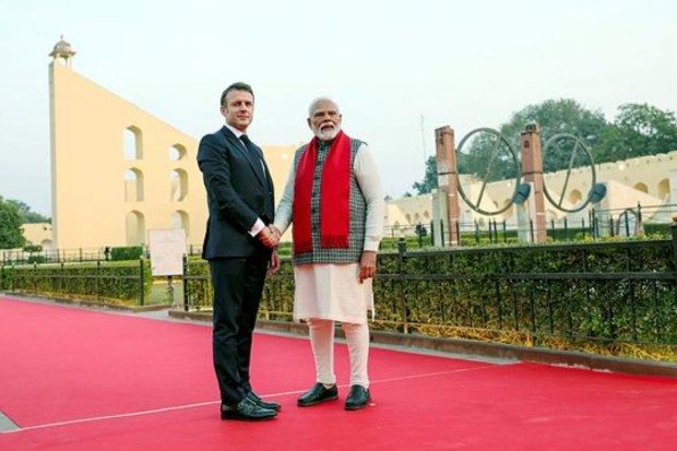 PM Modi and Macron at the Jantar Mantar. (Image: PTI)