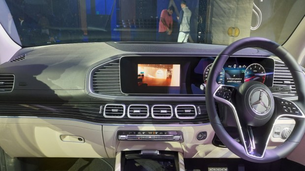 Mercedes Benz GLC interior