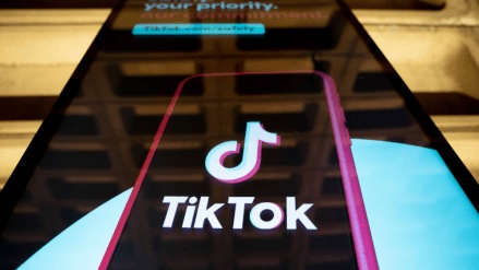 Consumers again increased their time spent on smartphones — Indonesia ranked highest with over 6 hours per person per day