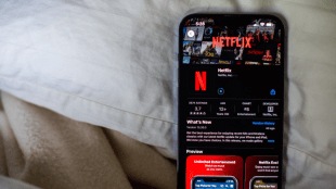 Yet while Wall Street is bullish on Netflix, it doesn’t see much upside for shares