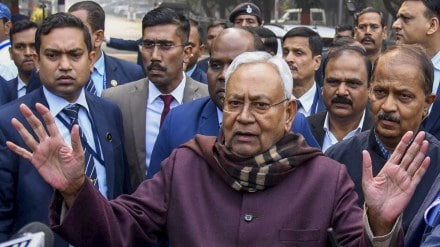 'We will stay together now', says Nitish Kumar after flipping sides for fifth time in over a decade