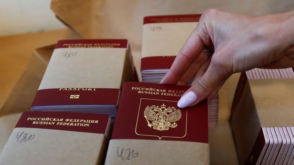 Russia, citizenship, foreigners, Ukraine, military