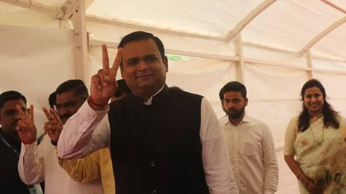 Rhul Narwekar says Shiv Sena whip will apply to all