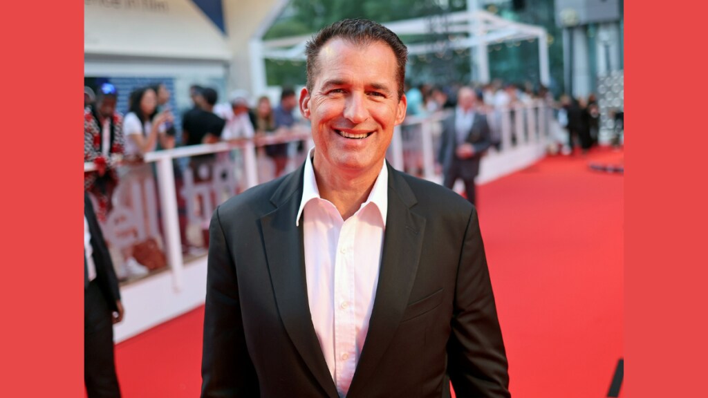 Stuber will stay on as global film chairman at least until the Academy Awards in March to wrap up projects, before departing to produce films and TV shows on his own