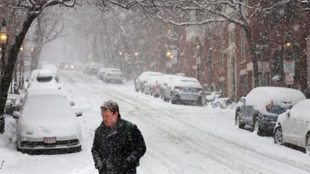 Lake effect snow warnings are up in Buffalo, where an additional 8 to 14 inches could fall in narrow bands east of Lake Erie. (Image/Reuters)