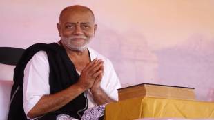 Ram Mandir, Ayodhya donation, Spiritual Guru Morari Bapu, Spiritual Guru Morari Bapu donation, Ram Mandir donations, who is Spiritual Guru Morari Bapu, UK PM Rishi Sunak, Spiritual Guru Morari Bapu followers, Spiritual Guru Morari Bapu net worth, Spiritual Guru Morari Bapu career, Spiritual Guru Morari Bapu family, lifestyle