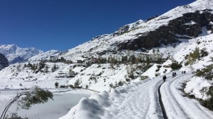Lahaul valley receives heavy snowfall (Image/PIB)